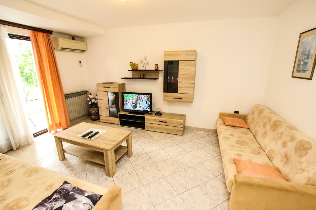 Carolina 4 Seasons Apartment Porec Exterior photo