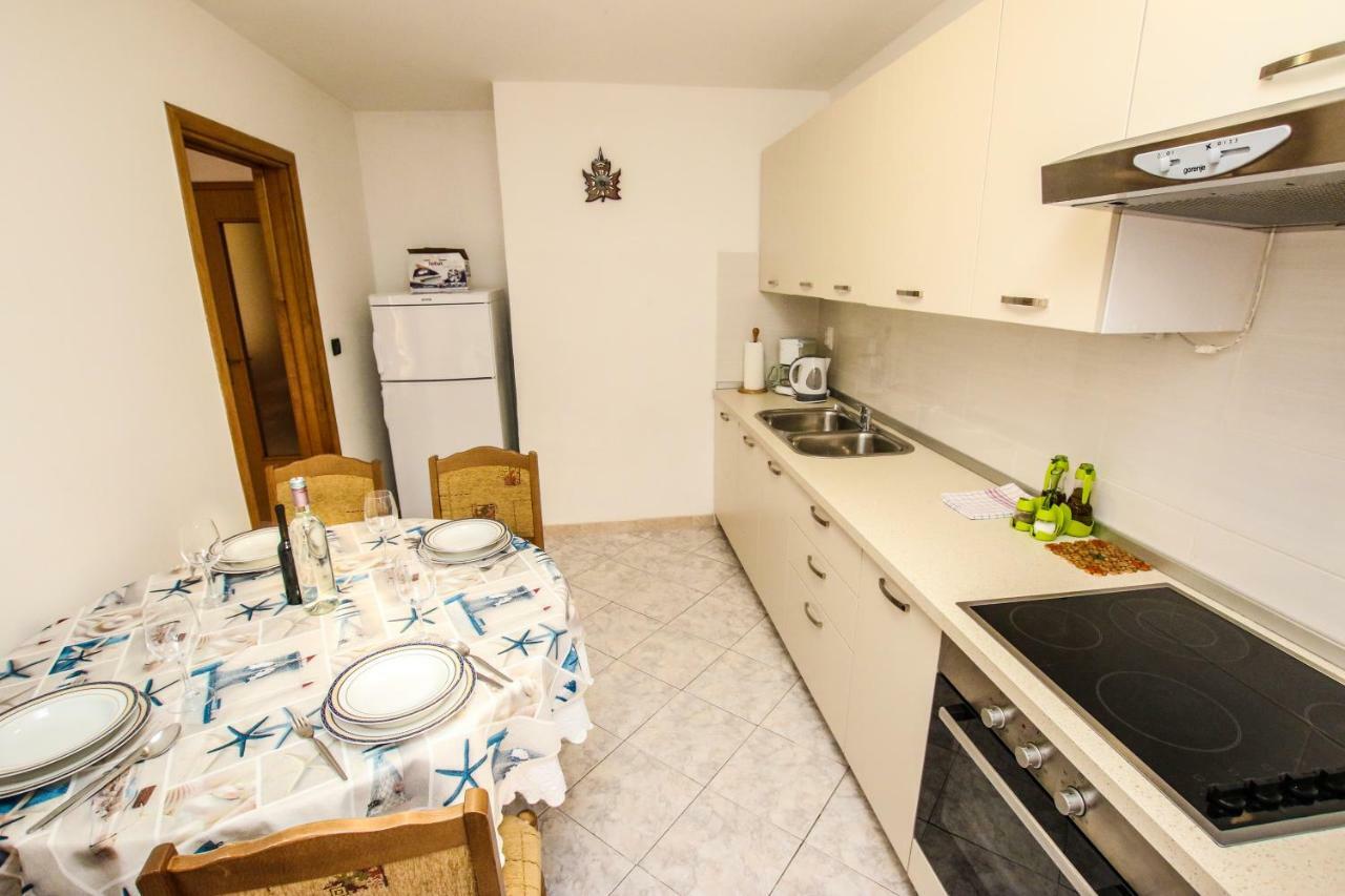Carolina 4 Seasons Apartment Porec Exterior photo